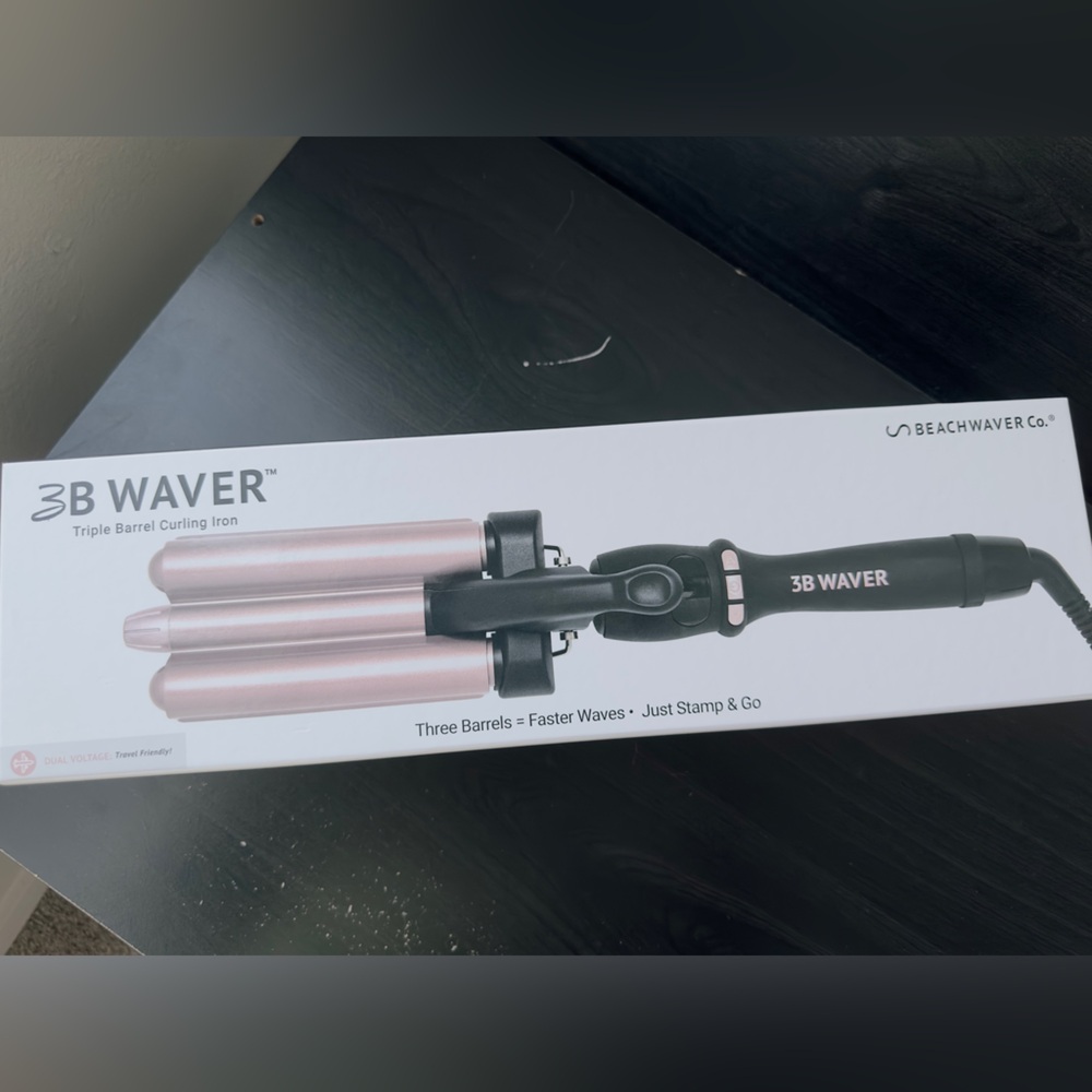 NWOT Beachwaver Co. Midnight Rose 3B Waver - Picture 2 of 10